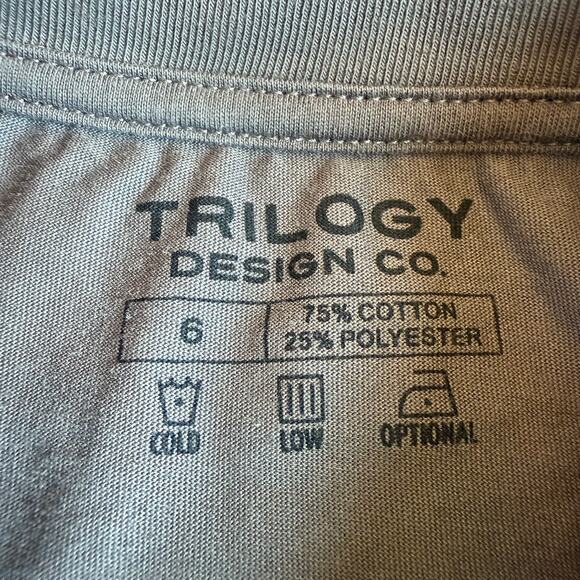 Trilogy Local Celeb Gray Graphic Tee 6 - Picture 7 of 9